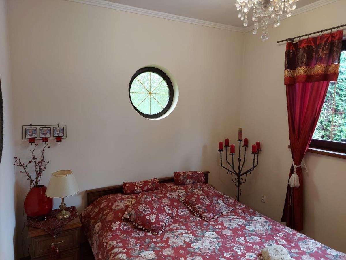 Bieszczadzki Dworek Holiday home Ustrzyki Dolne