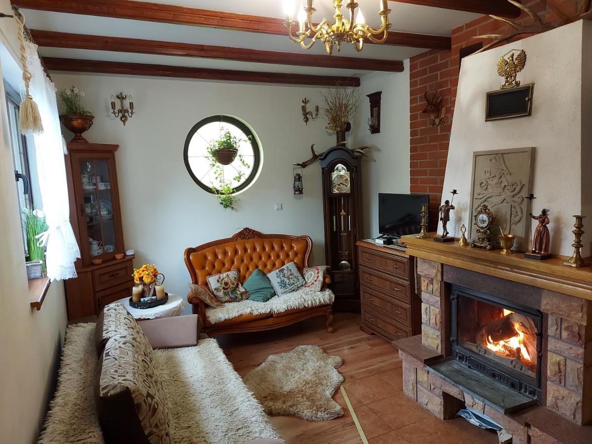 Bieszczadzki Dworek Holiday home *