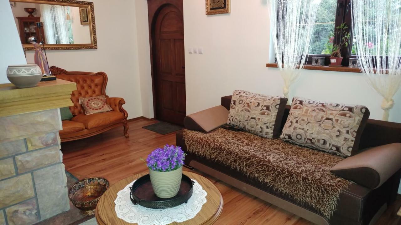 Holiday home Bieszczadzki Dworek Ustrzyki Dolne